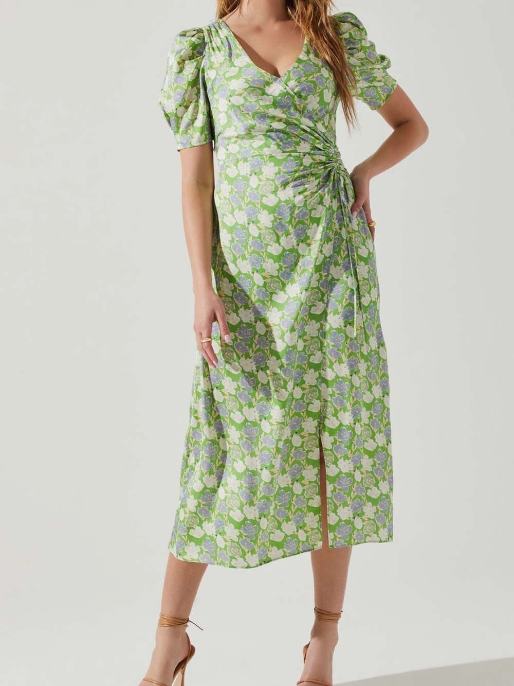 ASTR the Label Martina Ruched Lighte Green Floral Dress Size XL